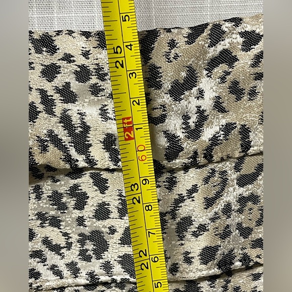 Carlisle Leopard Print Women's Skirt - Picture 2 of 8